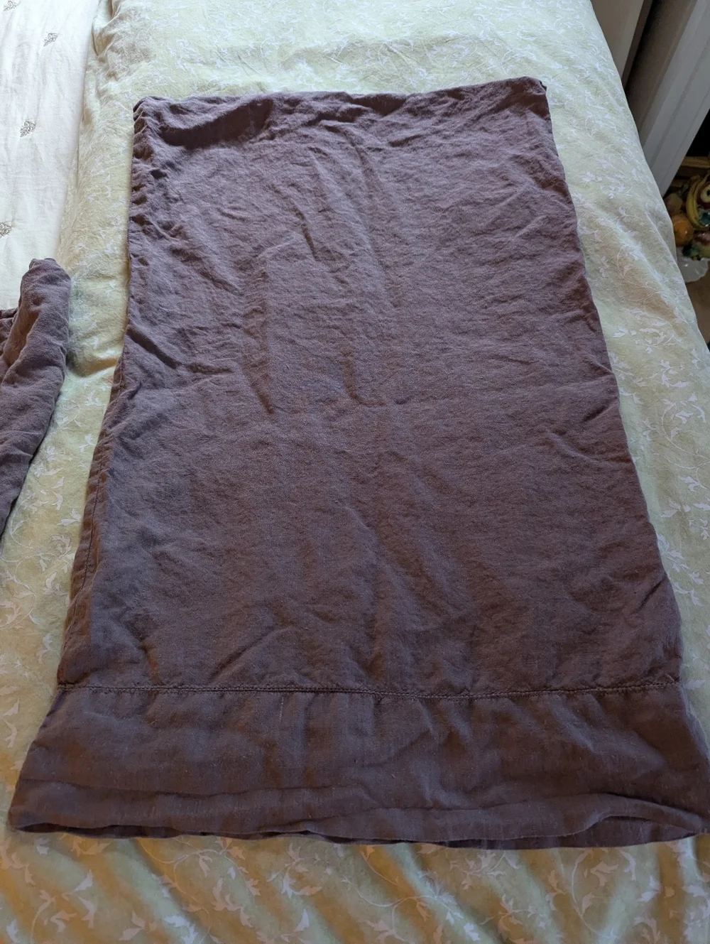 Pottery barn linen king pillowcase set plum